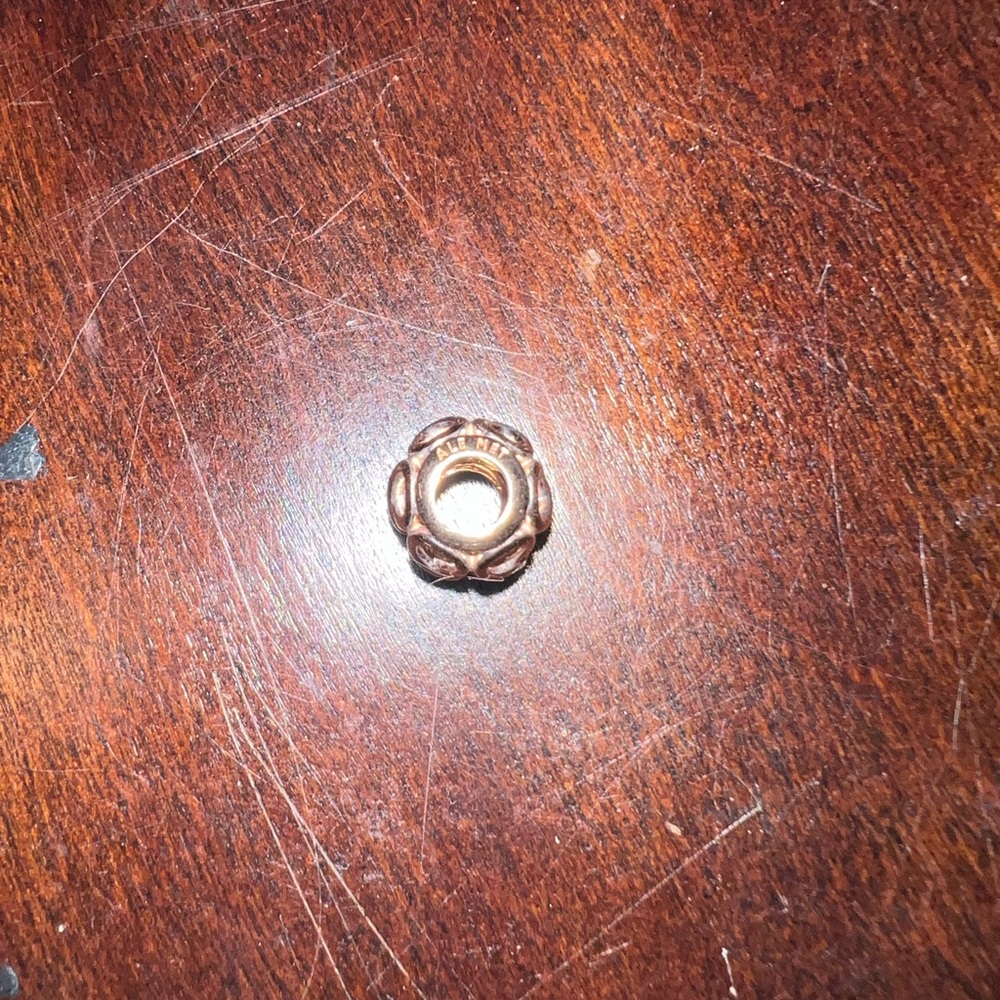 Solid Rose Gold Infinity ♾️ Pandora Charm💎 - Picture 3 of 7